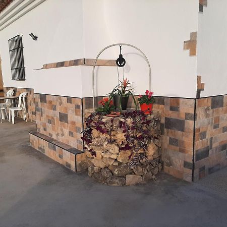 Vivienda Rural Villa Madrid Alcazar El Gastor Buitenkant foto