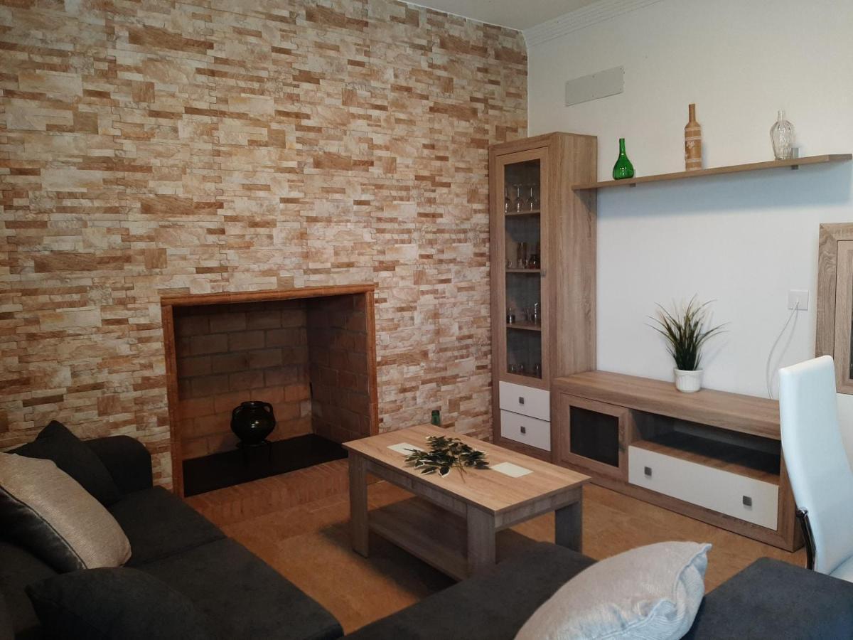 Vivienda Rural Villa Madrid Alcazar El Gastor Buitenkant foto